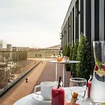 Hotell Movenpick 5*