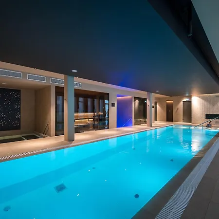 Movenpick 4*