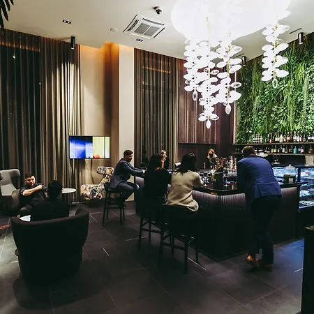 Szálloda Movenpick 5*
