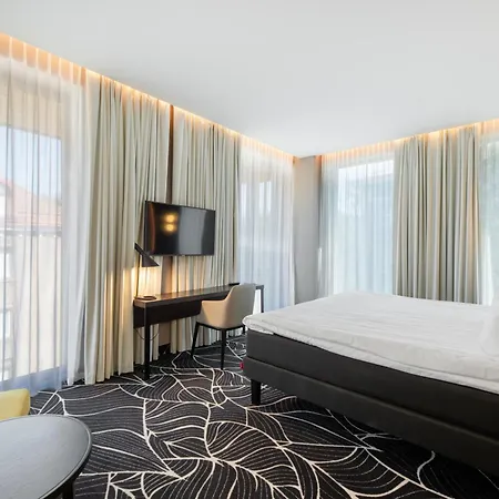 Movenpick 4*