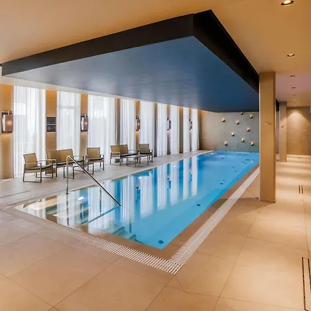 ホテル Movenpick 5*