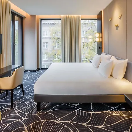 ホテル Movenpick 5*