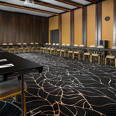 Ξενοδοχείο Movenpick 5*