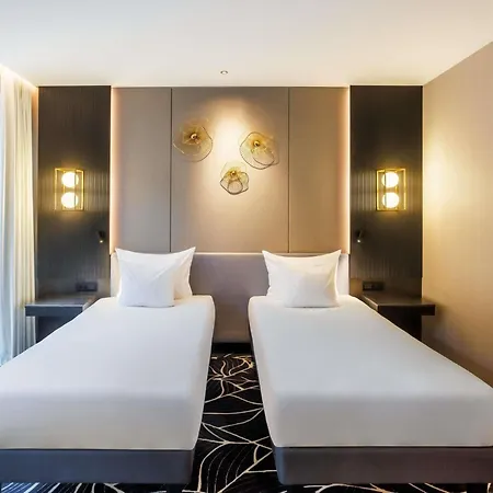 ホテル Movenpick 5*