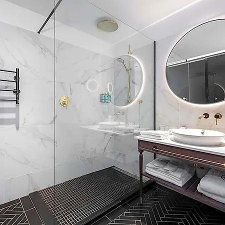 Movenpick Hotel 5*