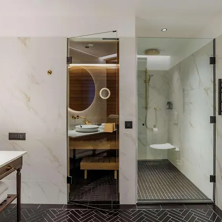 Movenpick Готель 4*
